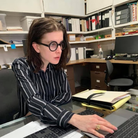 Meet your Posher, Catherine - Picture 1 of 1